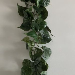 Ivy floral garland, 3 strands